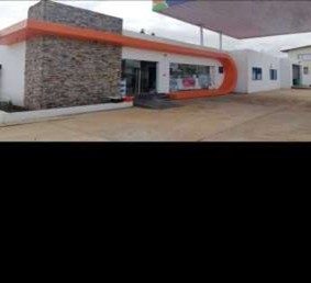 Filling station retail shop building